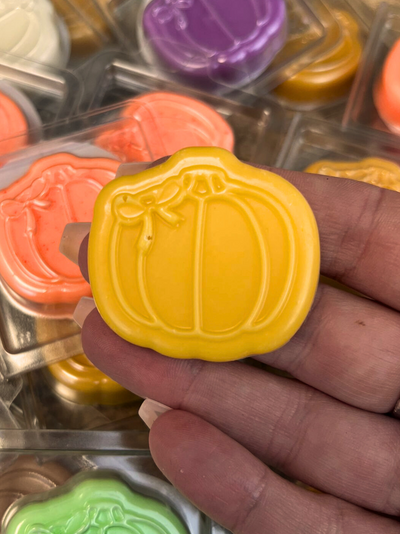 Pumpkin Shaped Clamshell Wax Melt