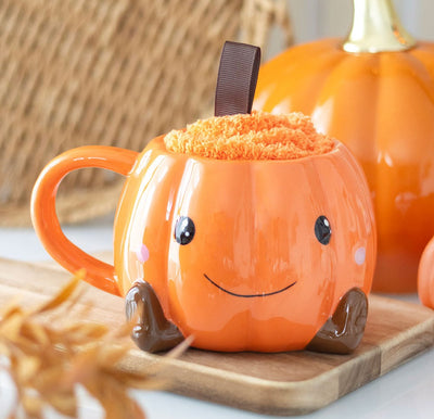 Smile Pumpkin Mug & Socks