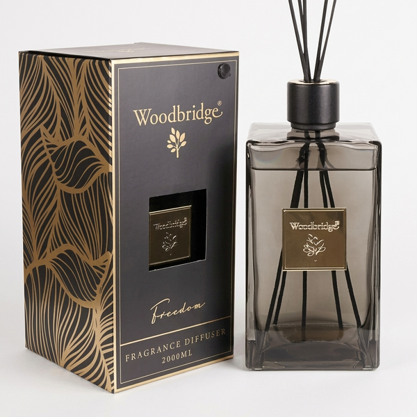 Luxury Desire Reed Diffuser 2000ml — gift box and bottle