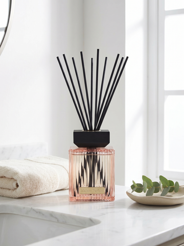 Maison Parfum reed diffuser - pink lifestyle