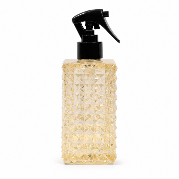 250ml Room Spray in Cashmere and Silk, champagne diamond-cut glass bottle