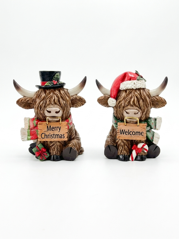 Highland Cow Christmas Figurines 14cm 2 Designs - Merry Christmas & Welcome Signs - 1 Item Per Order