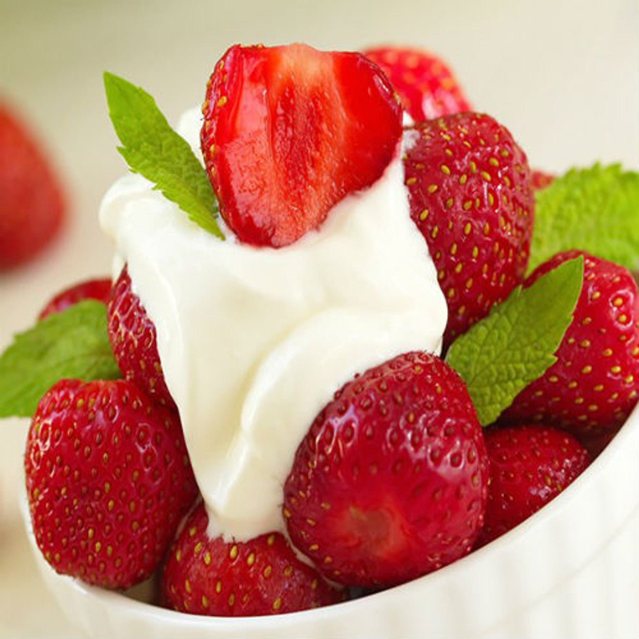 Strawberries & Cream 20g Shot Pot